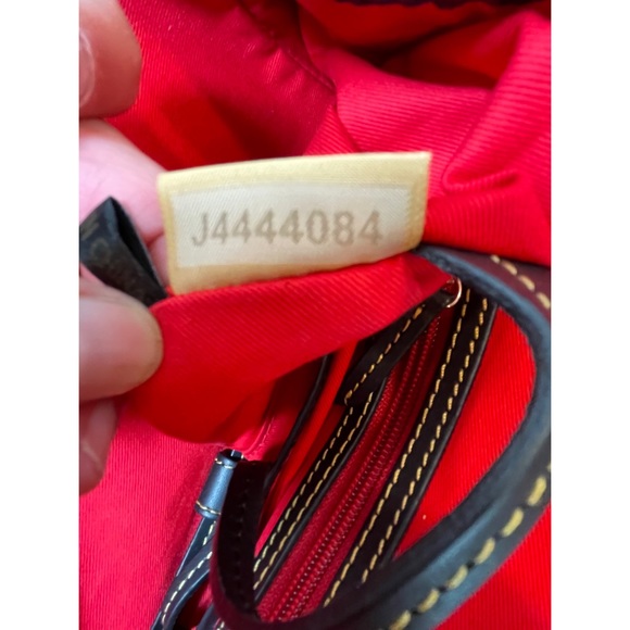 Dooney & Bourke Wilson Extra Large Shopper Satchel - Picture 14 of 14